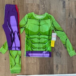 The Hulk Marvel Disney Store Pajama Set Brand New with Tags Kids size 8